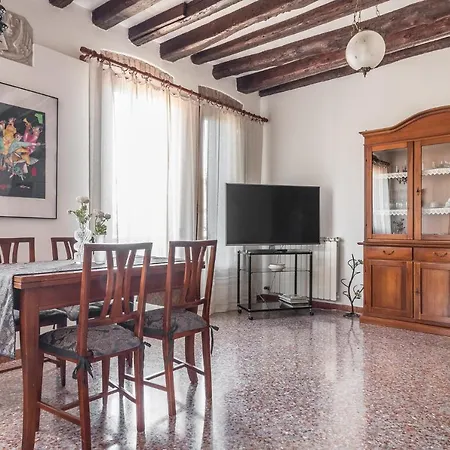 Colombina House Close To The Train Station 公寓 *