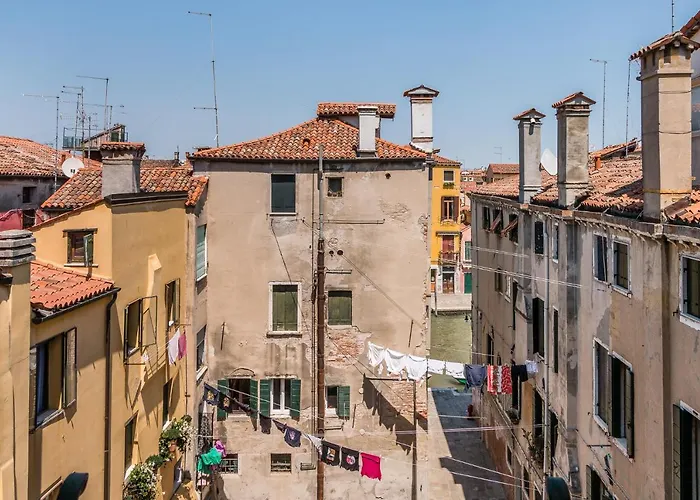 Appartement Colombina House Close To The Train Station