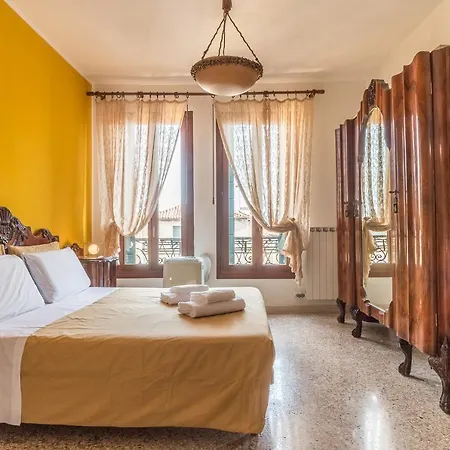Colombina House Close To The Train Station * Venecia